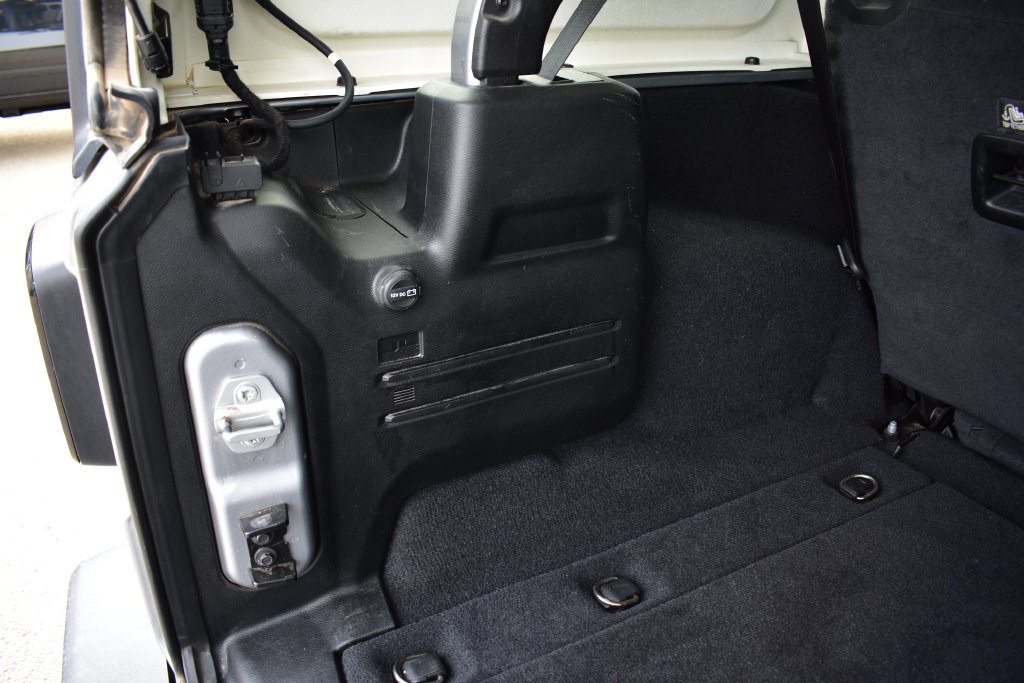 Used 2020 Jeep Wrangler Unlimited Sahara AWD/4WD image 28