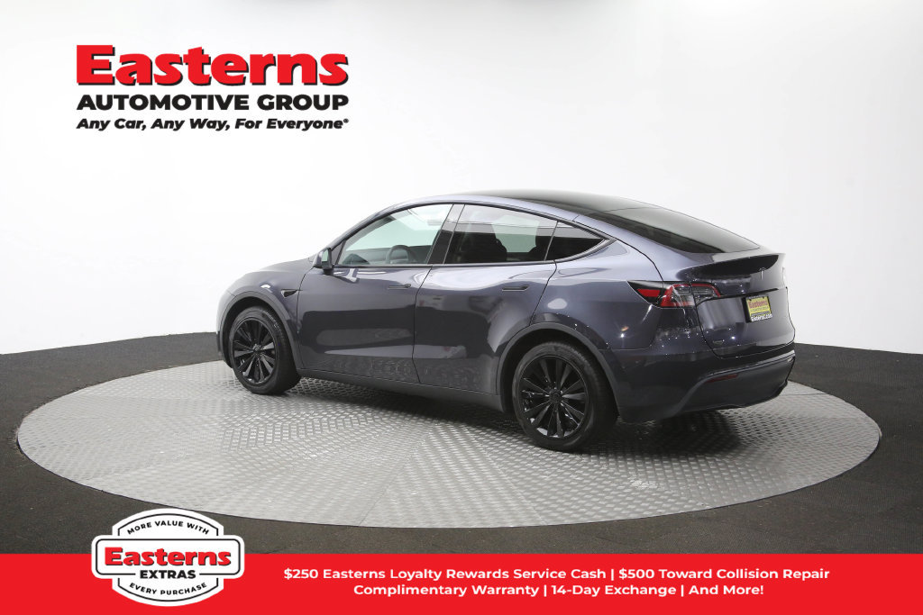 Used 2024 Tesla Model Y Long Range AWD/4WD image 60