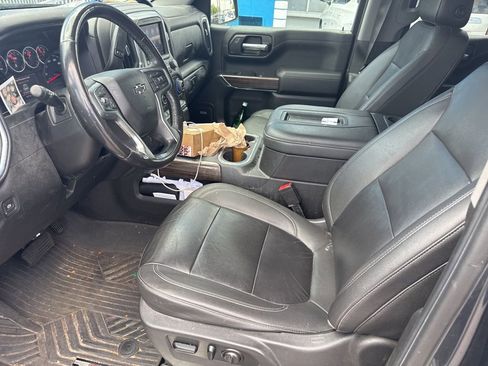 Used 2021 Chevrolet Silverado 1500 LT Trail Boss w/ Convenience Package II image 11