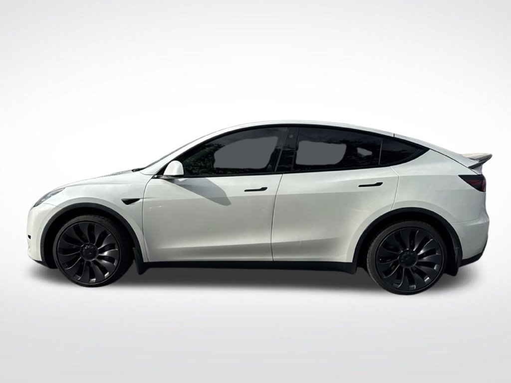 Used 2022 Tesla Model Y Long Range AWD/4WD image 8
