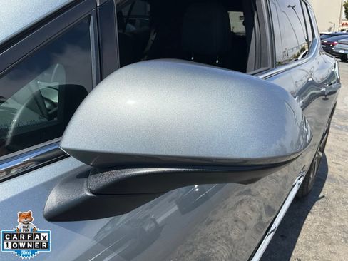 Used 2024 Chevrolet Equinox EV LT FWD image 88
