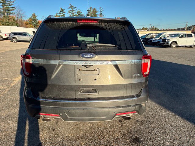 Used 2018 Ford Explorer XLT w/ Equipment Group 202A AWD/4WD image 6