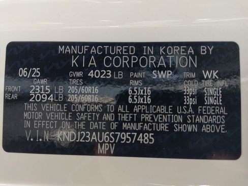 Used 2025 Kia Soul LX w/ LX Technology Package image 33