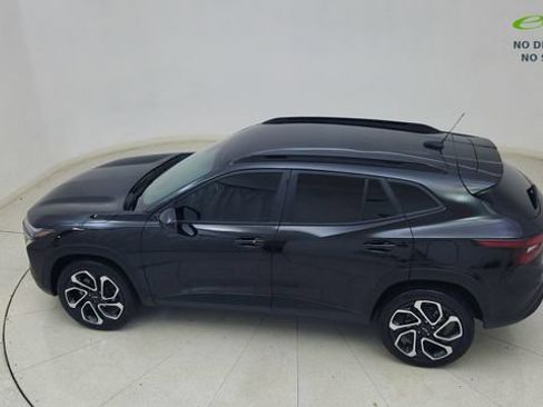 Used 2025 Chevrolet Trax RS w/ Driver Confidence Package FWD image 78