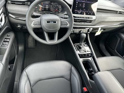 New 2026 Jeep Compass Latitude AWD/4WD image 27