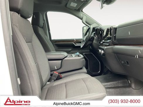 Used 2024 GMC Sierra 2500 SLE AWD/4WD image 15