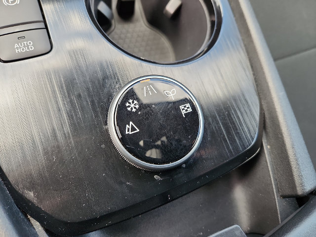 Used 2023 Nissan Rogue S AWD/4WD image 23