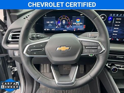 Certified 2025 Chevrolet Traverse LT w/ Sun and Wheel Package image 25