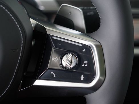 New 2026 BMW 740i w/ Premium Package RWD image 20