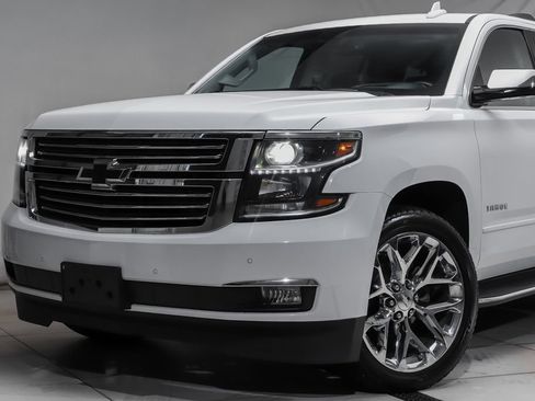 Used 2018 Chevrolet Tahoe Premier AWD/4WD image 2