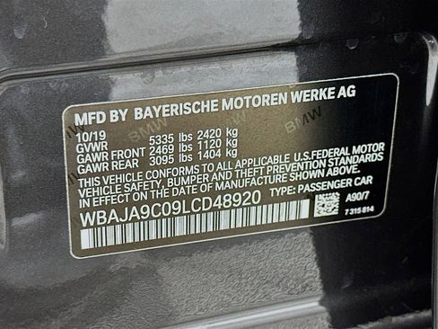 Used 2020 BMW 530e w/ Convenience Package image 33