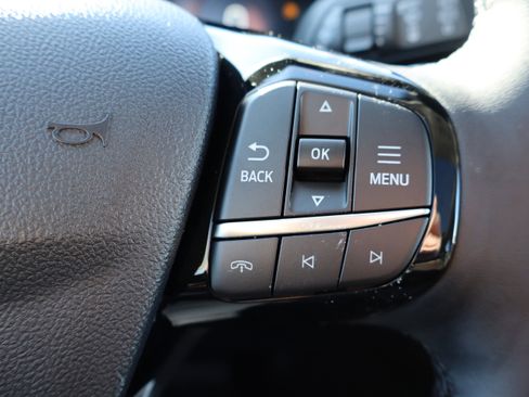 New 2025 Ford Escape SE w/ PHEV Premium Package image 16