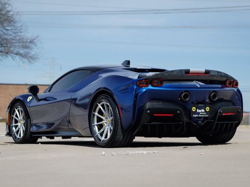 Used 2022 Ferrari SF90 Stradale image 5