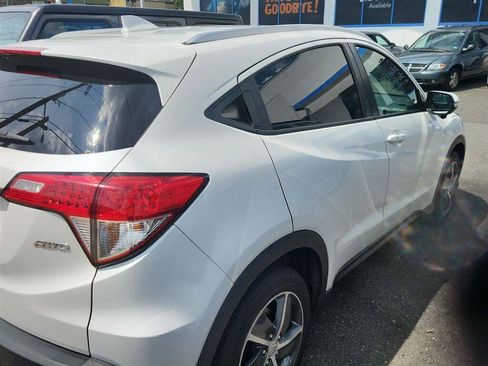 Used 2022 Honda HR-V EX-L image 3