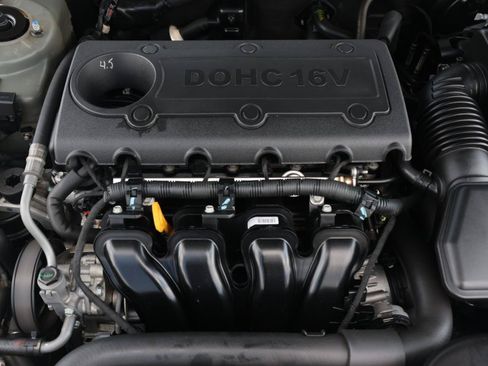 Used 2010 Hyundai Sonata GLS FWD image 19