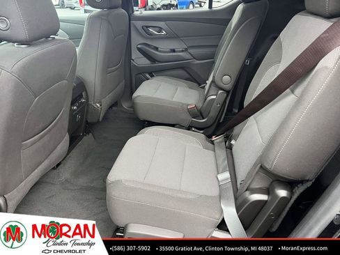 Certified 2023 Chevrolet Traverse LT FWD image 14