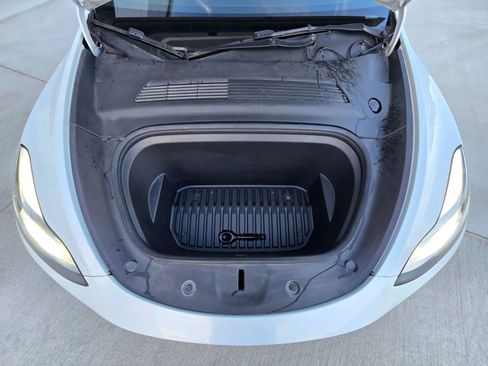 Used 2021 Tesla Model Y Long Range image 29