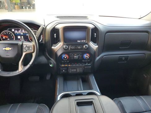 Used 2021 Chevrolet Silverado 1500 High Country w/ Technology Package RWD image 14