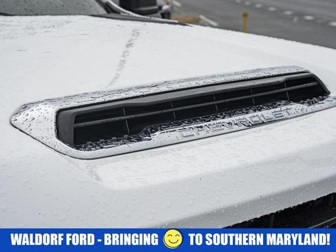 Used 2024 Chevrolet Silverado 2500 LT w/ Convenience Package image 15