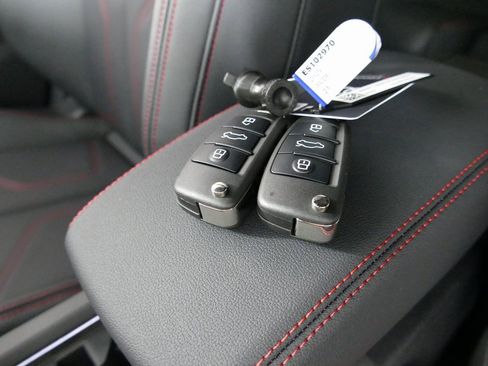 New 2025 Audi Q3 2.0T Premium Plus image 13