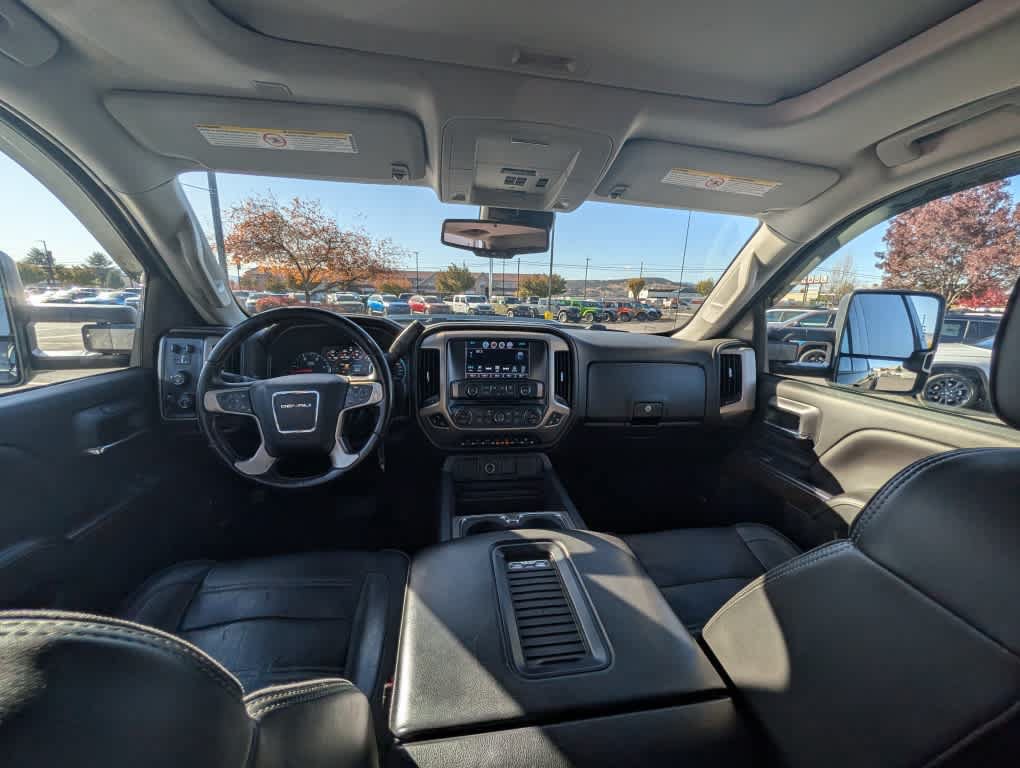 Used 2019 GMC Sierra 3500 Denali w/ Duramax Plus Package AWD/4WD image 15