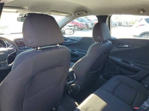Used 2024 Chevrolet Malibu LT image 27