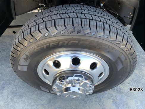 Used 2024 RAM 3500 Laramie w/ Towing Technology Group AWD/4WD image 17