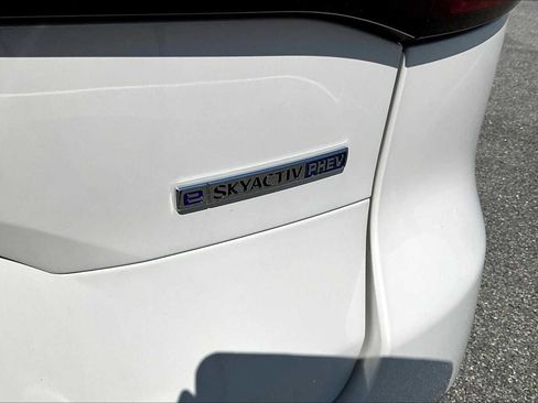 Used 2025 MAZDA CX-70 Plug-In Hybrid w/ Premium Pkg image 9