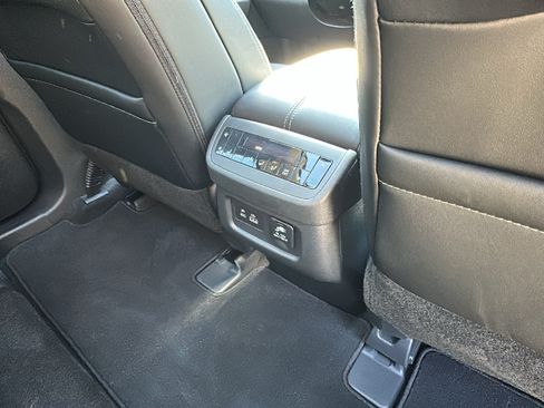 Certified 2024 Nissan Pathfinder Platinum w/ Cargo Package AWD/4WD image 25