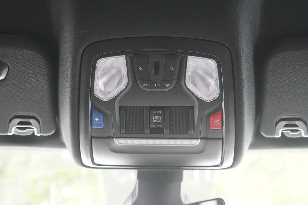 Used 2024 RAM 1500 Big Horn AWD/4WD image 29