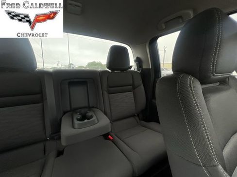 Used 2023 Nissan Frontier SV AWD/4WD image 14