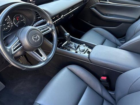 Used 2022 MAZDA MAZDA3 s image 9
