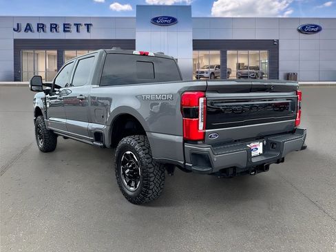 Certified 2026 Ford F250 Platinum w/ Tremor Off-Road Package AWD/4WD image 5