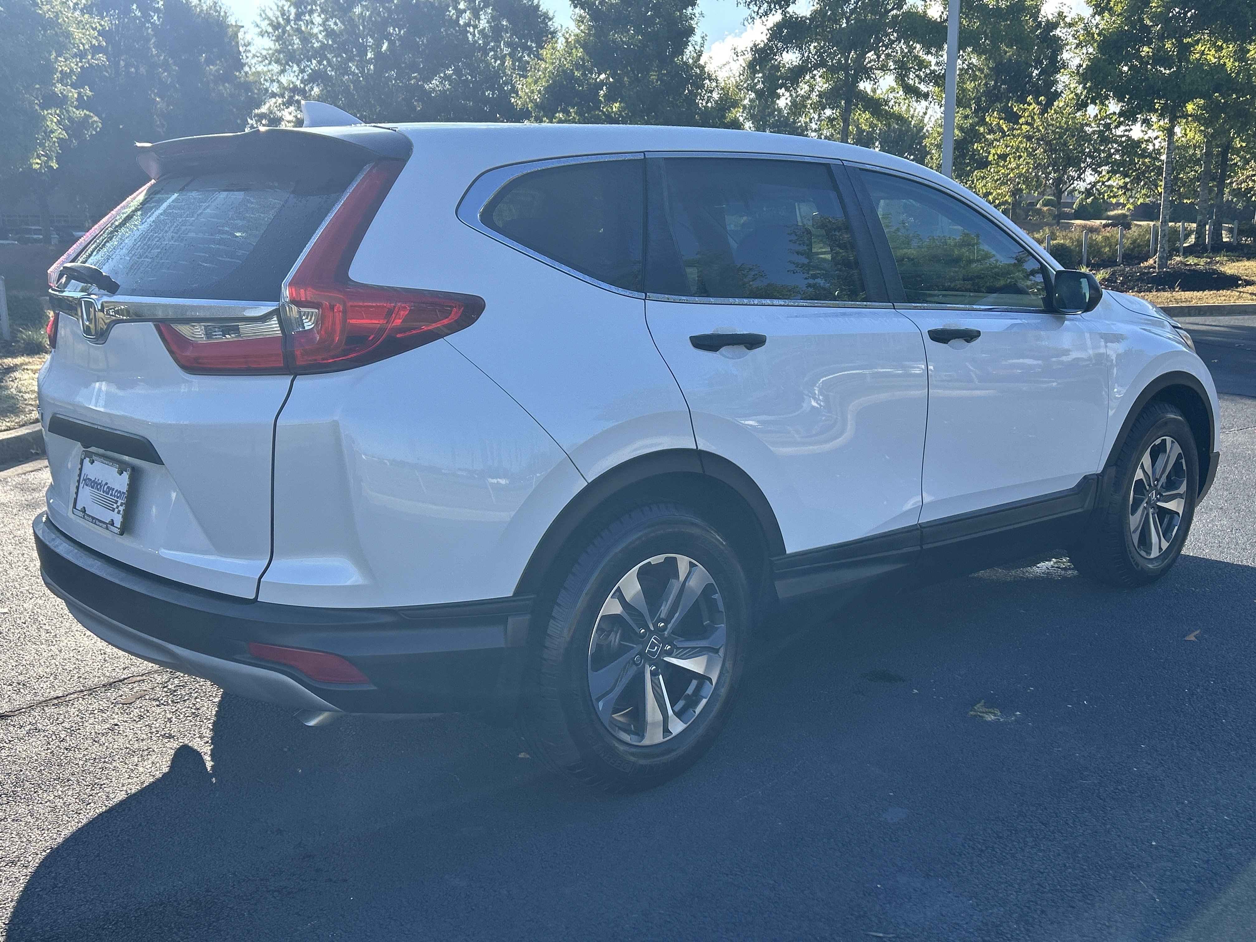 Used 2019 Honda CR-V LX image 9