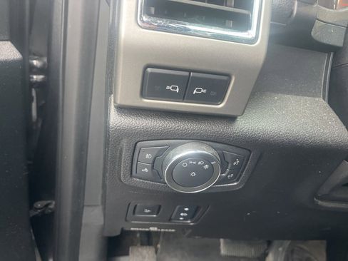 Used 2018 Ford F250 Lariat w/ Lariat Ultimate Package image 23