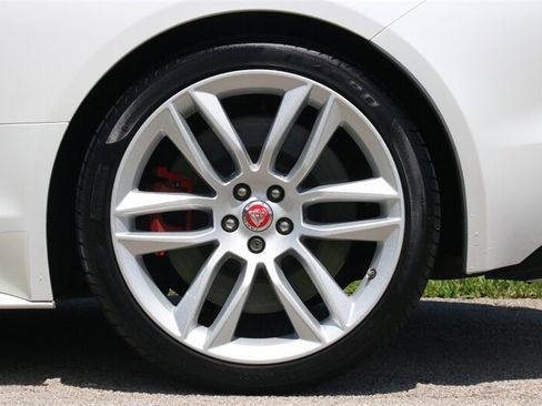 Used 2016 Jaguar F-TYPE R AWD/4WD image 34