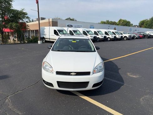 Used 2015 Chevrolet Impala LTZ FWD image 2