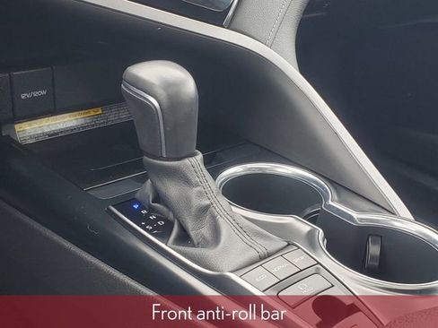 Used 2020 Toyota Camry XSE image 29