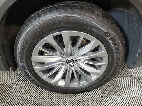 Certified 2024 MAZDA CX-90 Plug-In Hybrid w/ Preferred AWD/4WD image 11