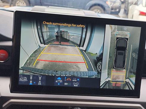 Used 2025 Toyota 4Runner TRD Sport Premium image 18