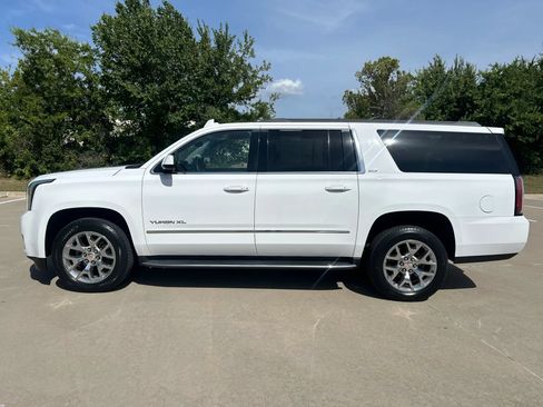 Used 2018 GMC Yukon XL SLT w/ HD Trailering Package RWD image 9