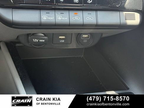 Used 2023 Hyundai Elantra SEL FWD image 18