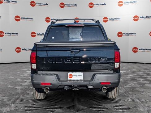 New 2026 Honda Ridgeline Black Edition image 6