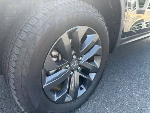 Used 2024 Honda Ridgeline Sport image 4