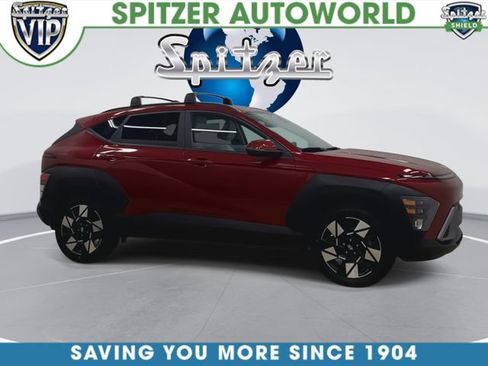 Used 2024 Hyundai Kona SEL AWD/4WD image 2