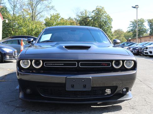 Used 2021 Dodge Challenger R/T image 2