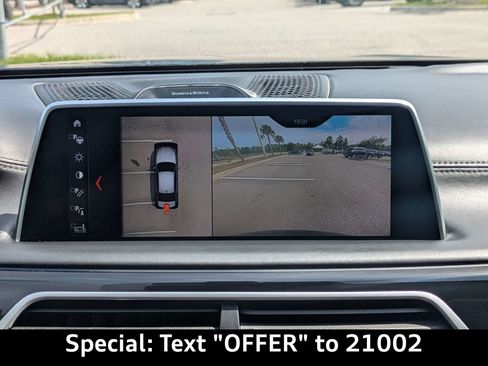 Used 2018 BMW 750i xDrive AWD/4WD image 20