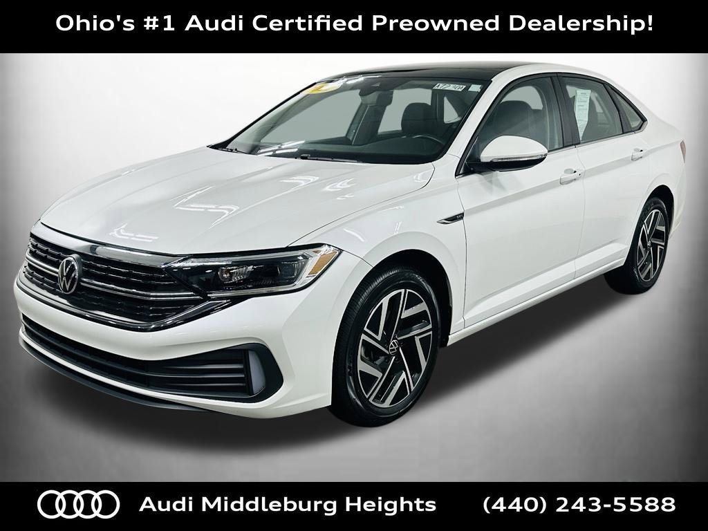 Used 2022 Volkswagen Jetta SEL FWD image 3