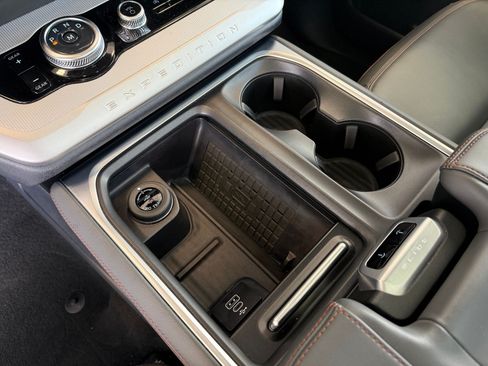 Certified 2025 Ford Expedition Max Active AWD/4WD image 19