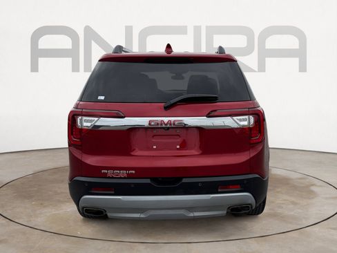 Used 2023 GMC Acadia SLT w/ Technology Package image 9